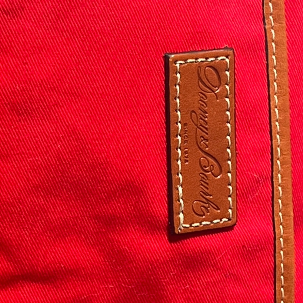 Dooney & Bourke Navy &Tan Pebbled Leather Lexington /Dust Bag /Original Reg.incl - Picture 15 of 16